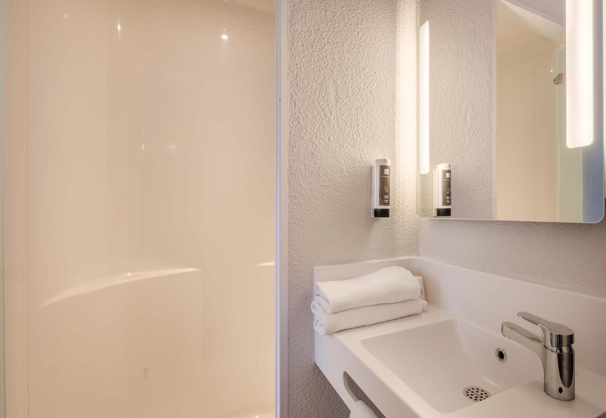 B&B Hotel Antibes Sophia Antipolis Biot Zewnętrze zdjęcie
